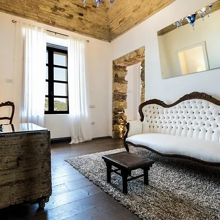 Perda Longa Sleeps 22 Pool Air Con Wifi Campionna